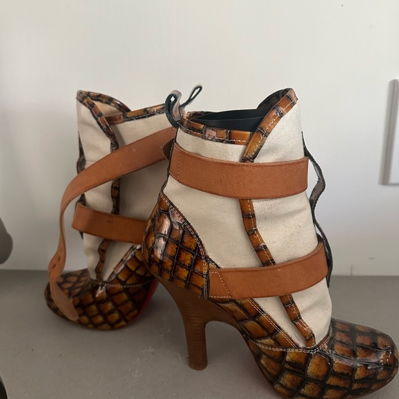 Vivienne Westwood Boots - Picture 3 of 6